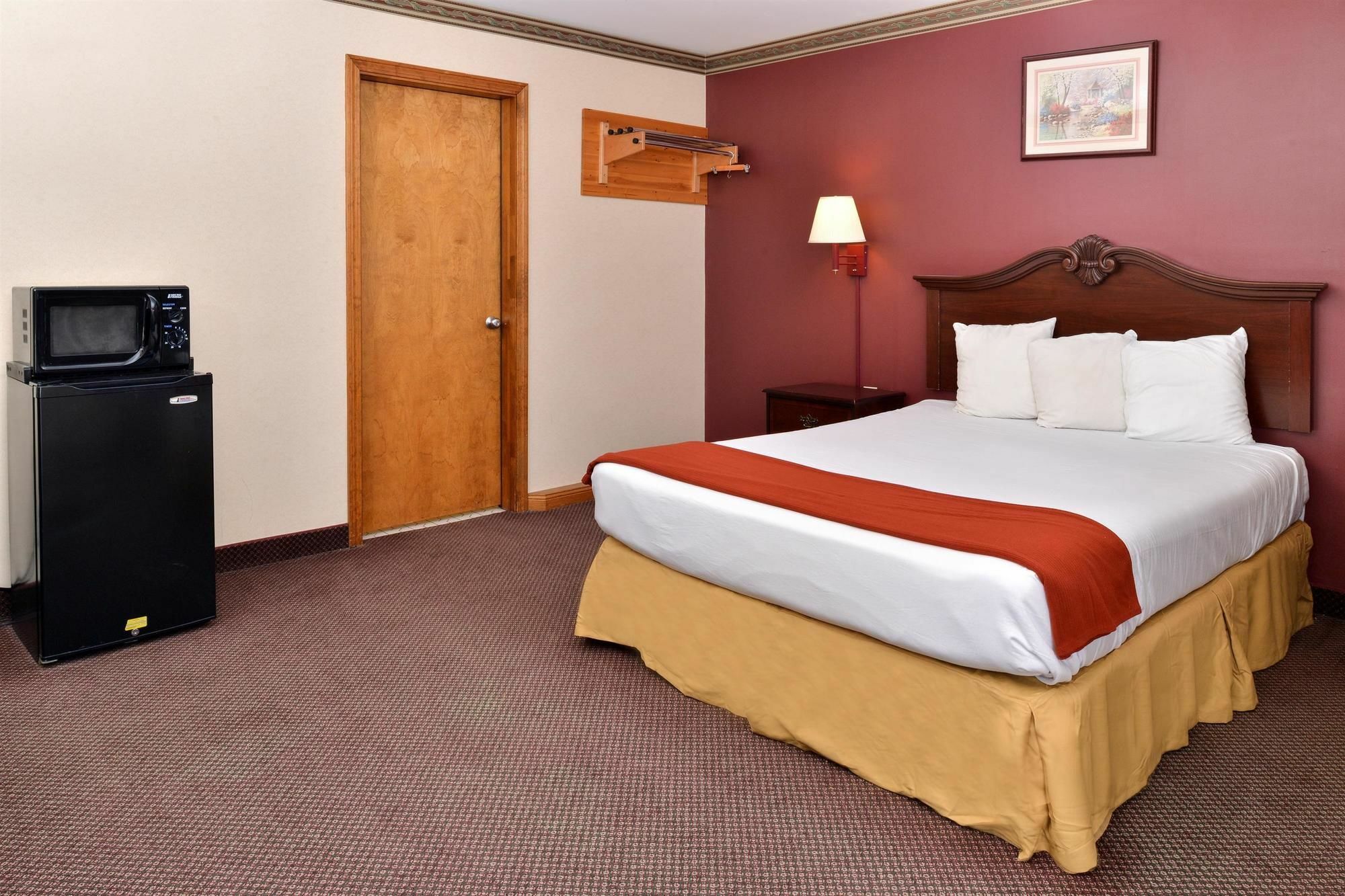 Americas Best Value Inn & Suites Wolcott Exterior foto